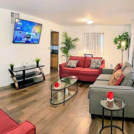 *King Bed/3Bds House Near Naval Base & 6Flags* Apartment Waukegan Exterior foto