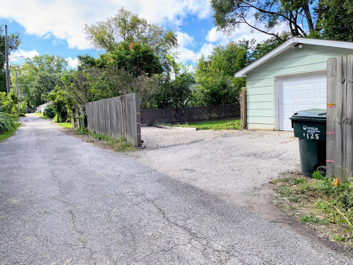 *King Bed/3Bds House Near Naval Base & 6Flags* Apartment Waukegan Exterior foto